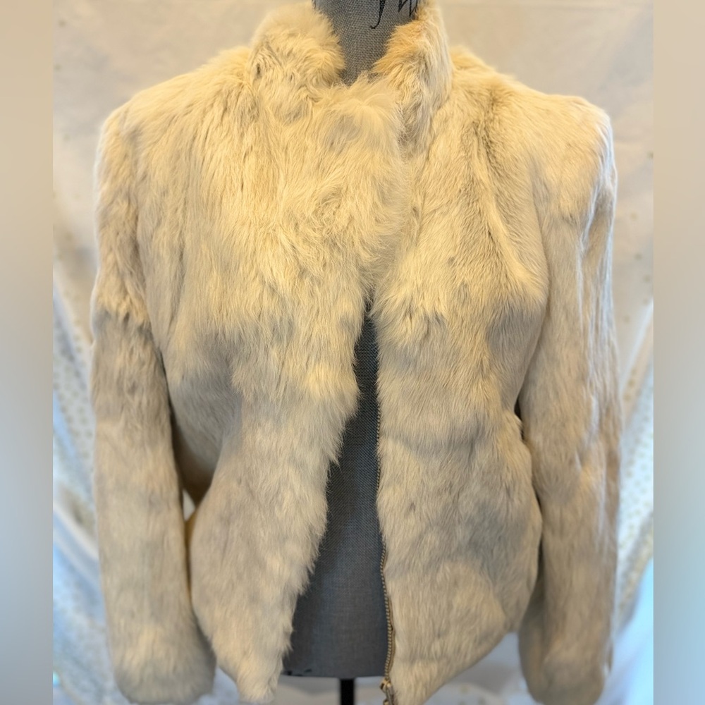 Vintage Chic Cream Real Fur Short Jacket